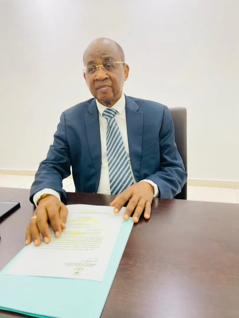 Excmo. Sr. Don Juan Olo Mba Nzeng