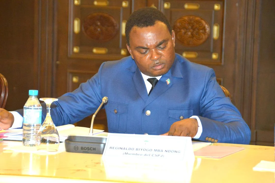 Excmo. Sr. Don Reginaldo Biyogo Mba Ndong Anguesomo